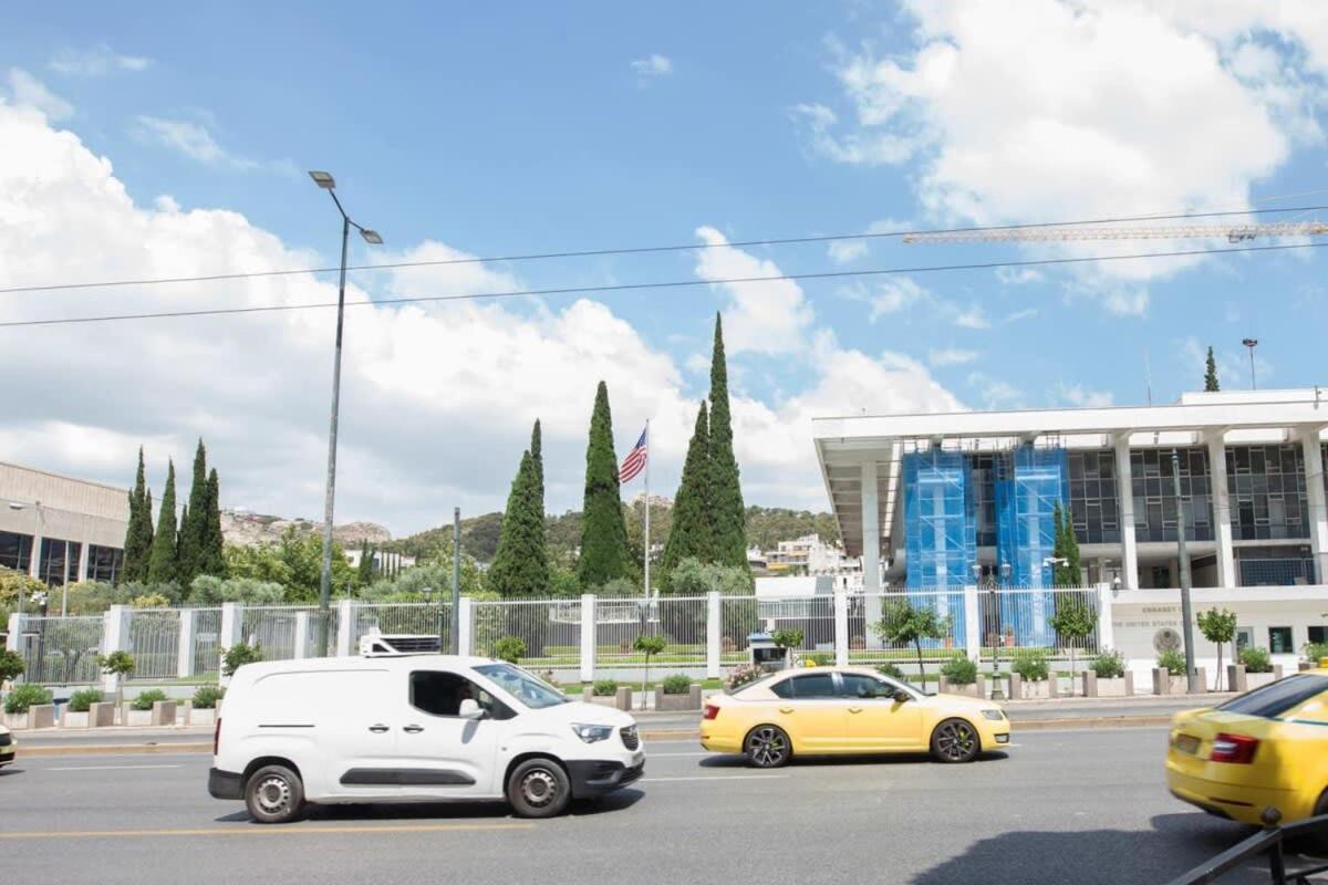 Appartamento Brand New Urban Getaway Next To Megaro Mousikis Atene Esterno foto