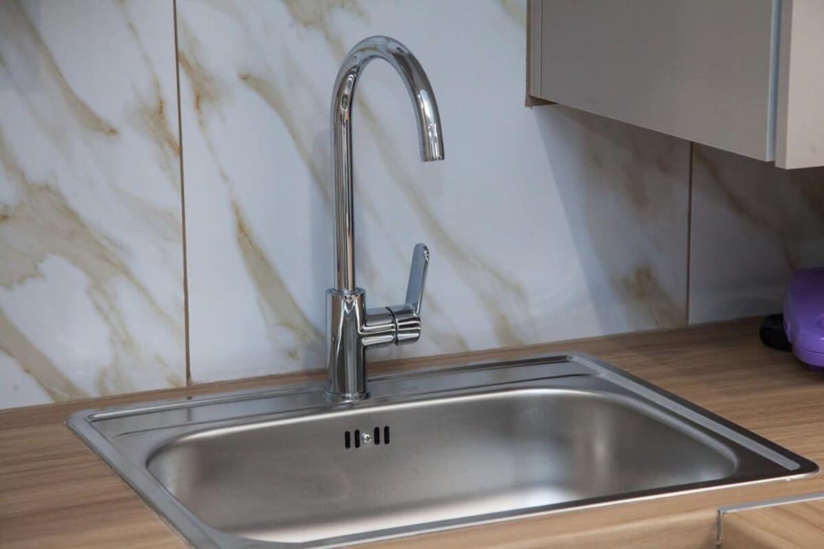 Appartamento Brand New Urban Getaway Next To Megaro Mousikis Atene Esterno foto