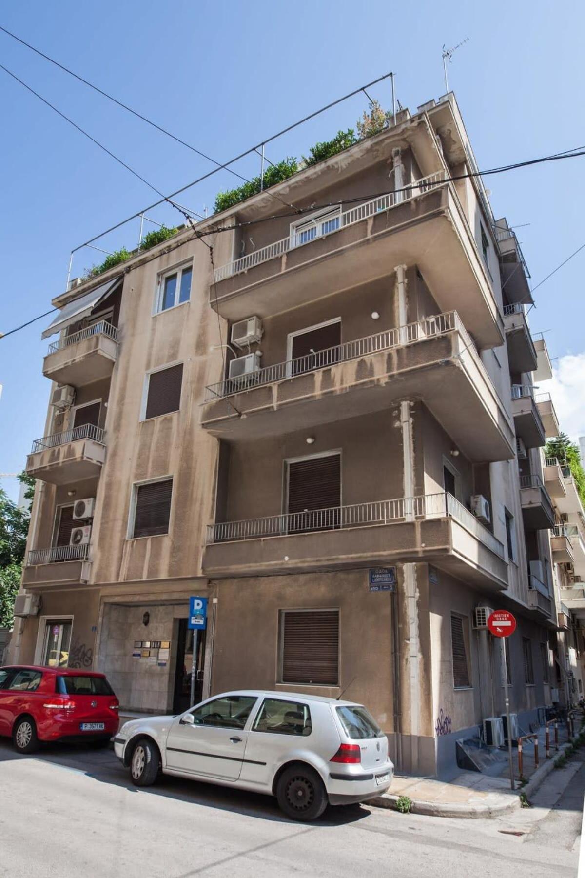 Appartamento Brand New Urban Getaway Next To Megaro Mousikis Atene Esterno foto